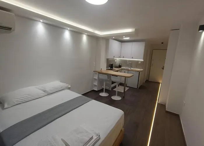 Metro 2 -private Parking 500m- Апартаменты