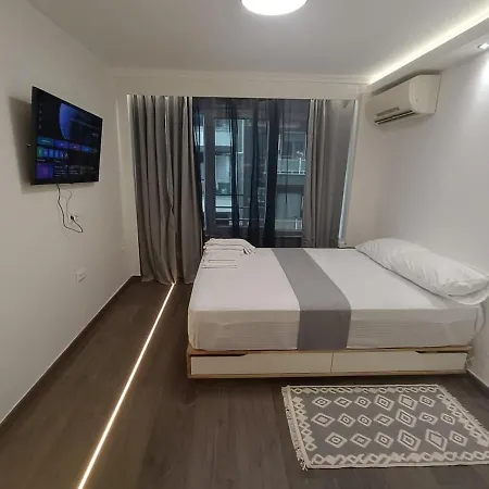 Apartment Metro 2 -private Parking 500m- Thessaloniki
