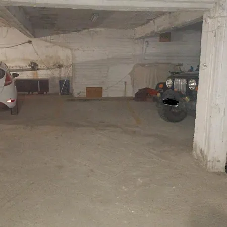 Metro 2 -private Parking 500m- Apartment